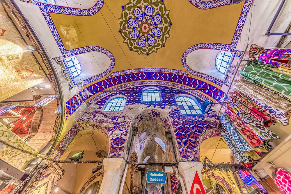 Interior view of Grand Bazaar for shoppingInterior of the Grand Bazaar with souvenirs in Istanbul. The best photography spots in Istanbul
