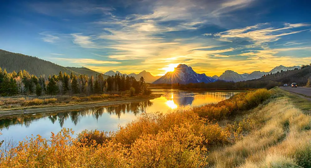 Sunset the lake in the Grand Teton National Park Wyoming USA. Oxbow Bend