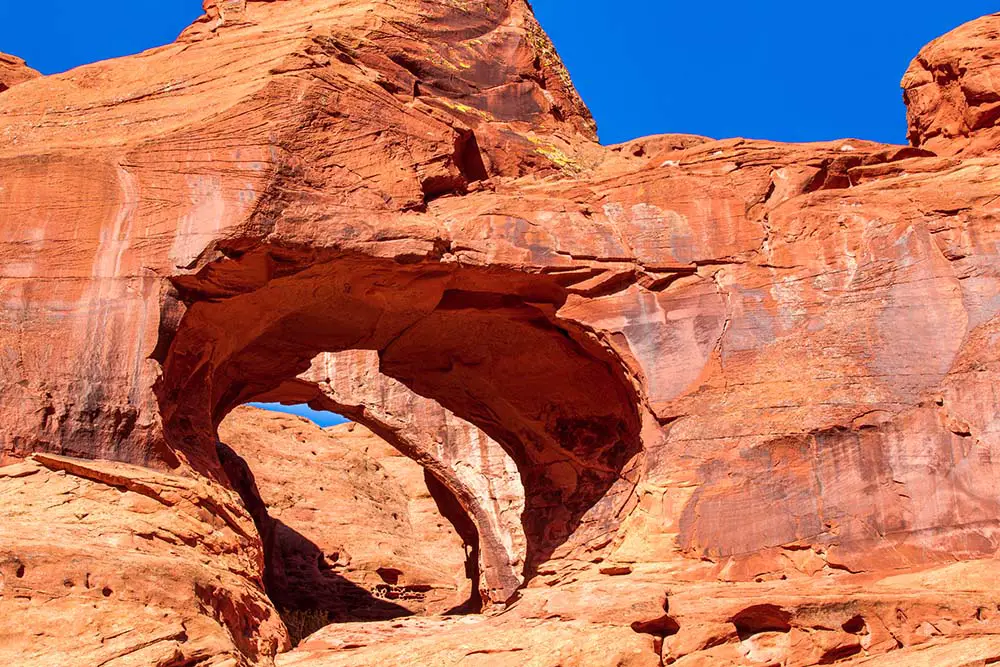 Gamma Double Arch in Muley Twist Canyon. Best Photography Spots in Capitol Reef National Park