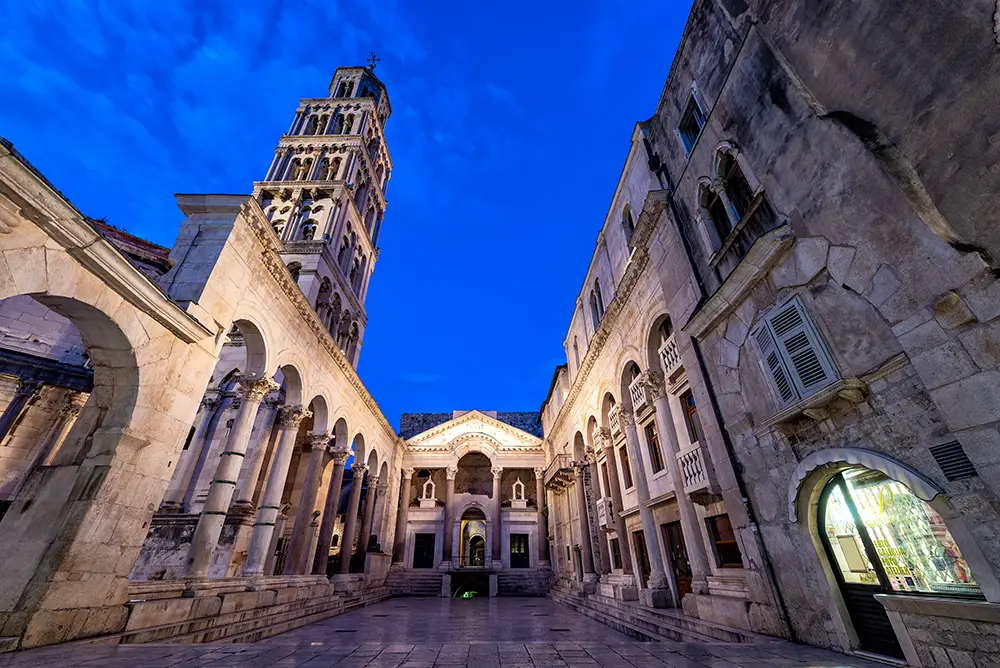 Peristyle in Diocletians Palace during the blue hour in Split Croatia. The best Photography spots in Croatia