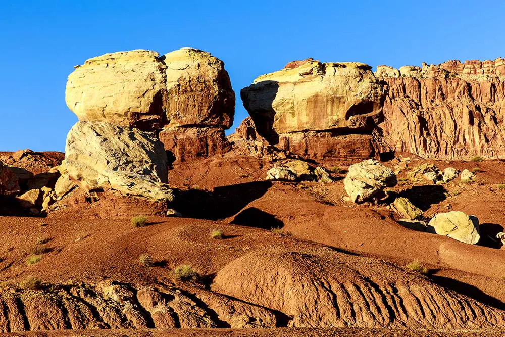 Twin Rocks. Best Photography Spots in Capitol Reef National Park