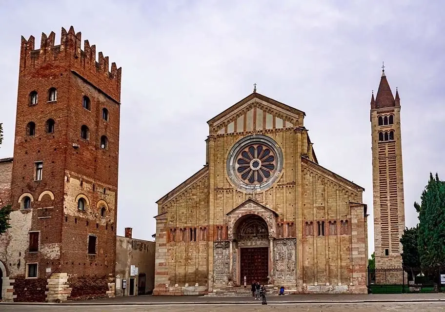 Basilica di San Zeno Maggiore. View from Via Tomaso da Vicos treet in Verona. Best Photography Spots in Verona