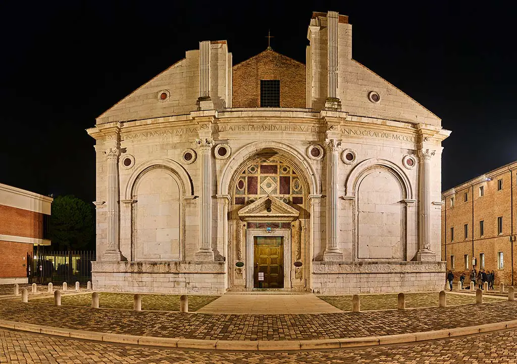 Tempio Malatestiano in Rimini. Best Photography Spots in Rimini