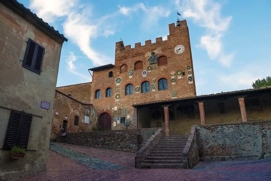 Certaldo Pretorio palace. Best Photography Spots in Arezzo