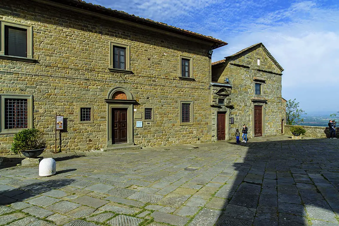 Cortona arezzo diocesan museum. Best Photography Spots in Amalfi Coast
