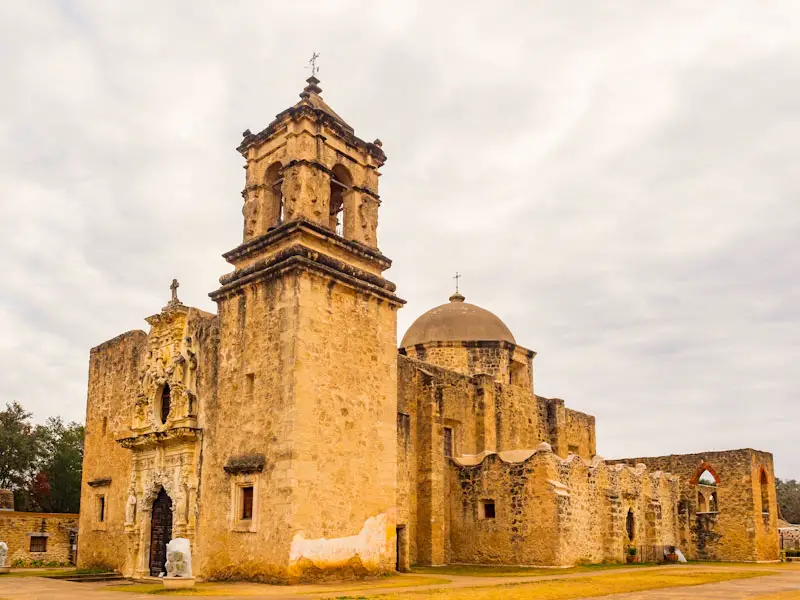 Overcast view of the Mission San Jose Church. Best Photography Spots in San Antonio Texas.
