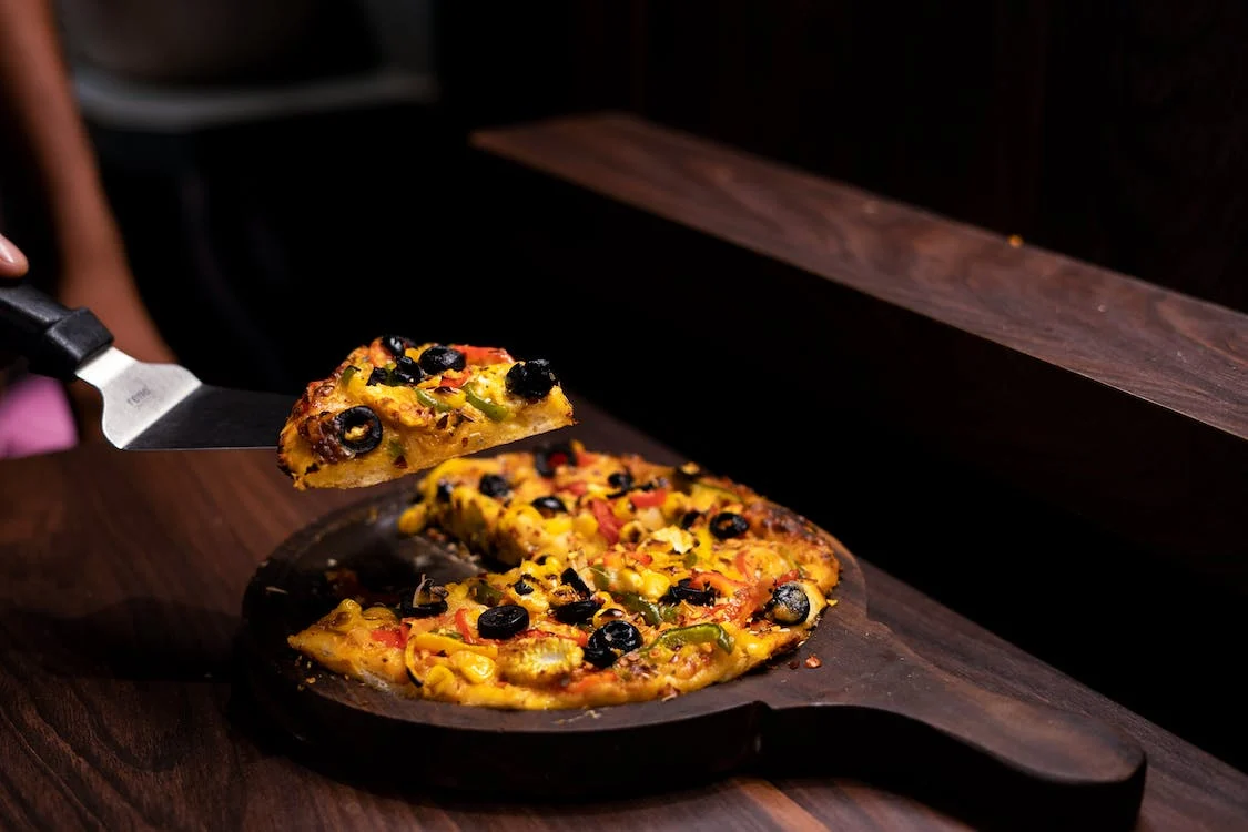 Chicago West Loop Pizza Crawl Pizza and beer Chicago tours